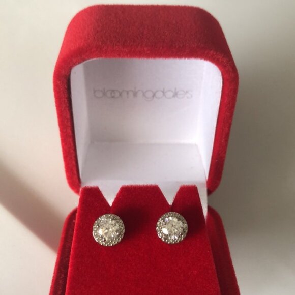 Studs Earrings W Cubic Zirconia Stone Silver Color New in Box - Picture 11 of 11